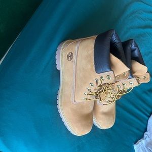 6 inch timberlands men’s size 11